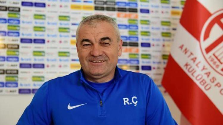 Antalyaspor teknik direktörü Çalımbay: Fenerbahçe zor maç