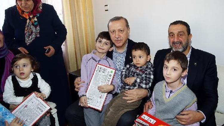 Cumhurbaşkanı Erdoğandan 15 Temmuz Şehitlerinin ailelerine ziyaret