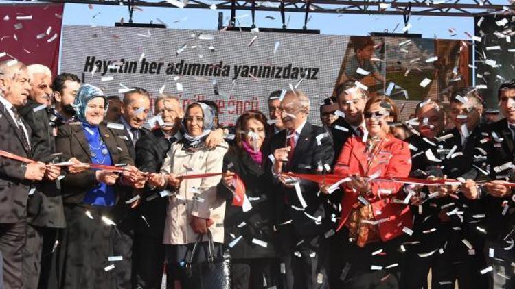 CHP Genel Başkanı Kemal Kılıçdaroğlu, açılışlar için İzmirde - ek fotoğraflar