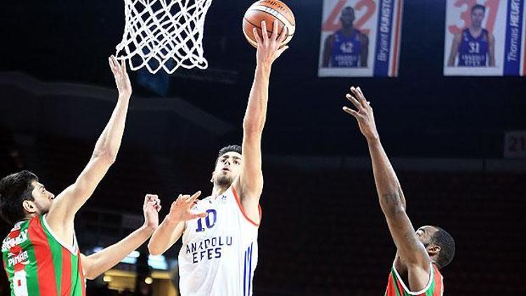 Anadolu Efes: 96 - Pınar Karşıyaka: 70