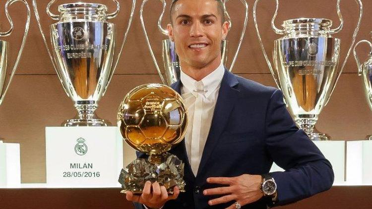 Yılın futbolcusu Cristiano Ronaldo