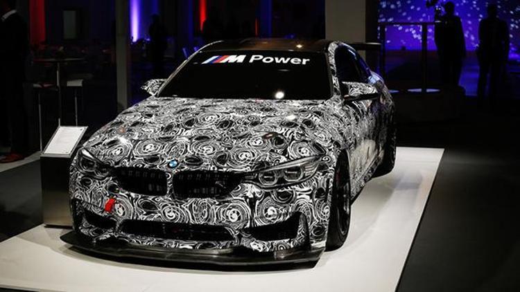 BMW M4 GT4ün ilk resmi fotoğrafı gün yüzüne çıktı