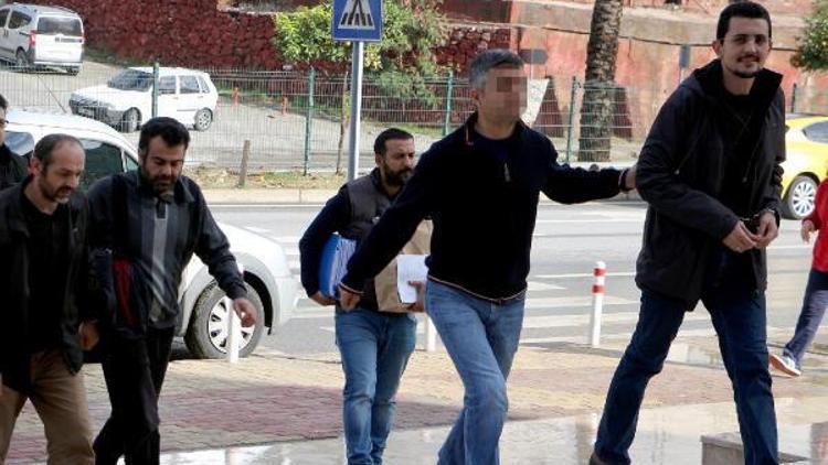Antalyada FETÖden 40 gözaltı (2)