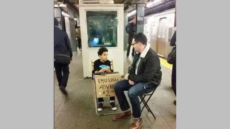11 yaşındaki çocuktan metro durağında psikolojik danışmanlık hizmeti