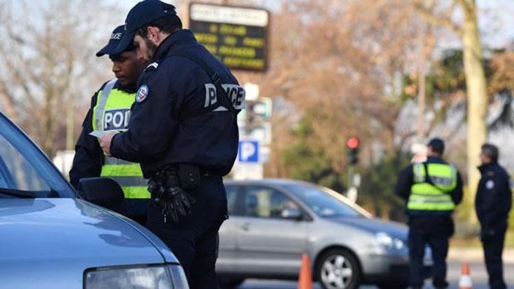 Paris’te trafik yarın ‘çift’