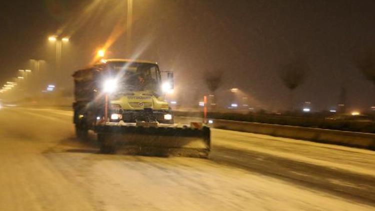 Ankarada karla mücadele