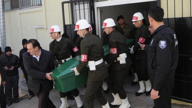 Fırat Kalkanında yaralanan Astsubay şehit oldu (2) - Yeniden