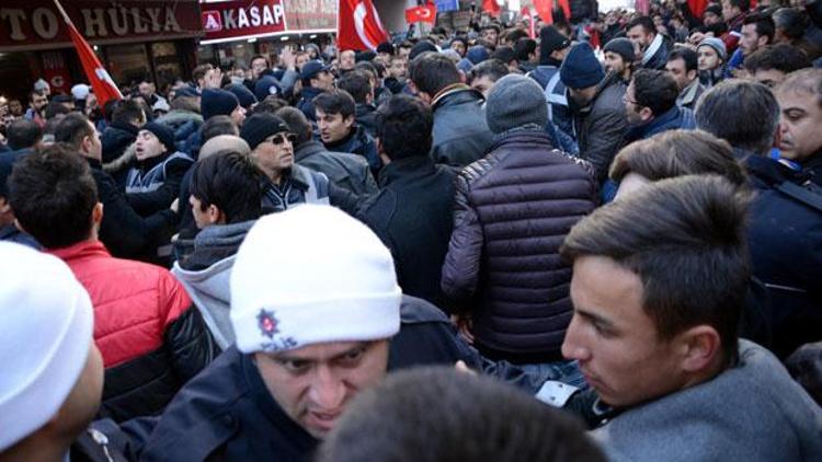 Kayseride CHP Gençlik Kolları Başkanı Cemre Doğana saldırı