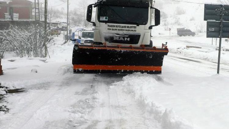 Trabzon’da kar mücadelesinde durmak yok
