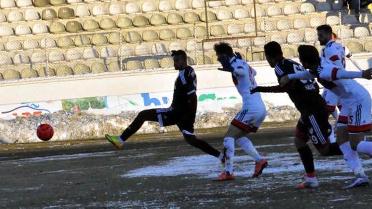 Elazığspor-Altınordu: 0-0