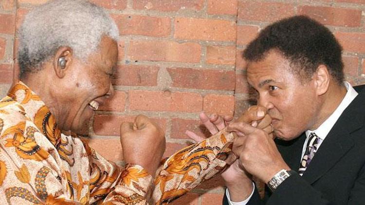 Muhammed Ali’nin Mandela’ya yazdığı mektup satıldı