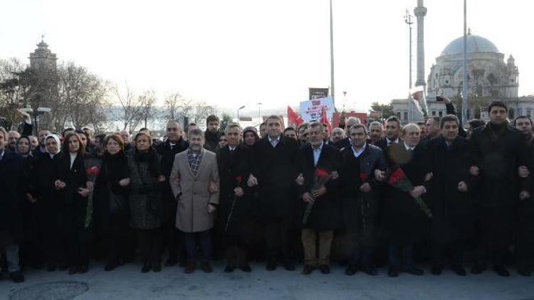 AK Parti İl Başkanlığı ve milletvekilleri Şehitler Tepesini ziyaret etti