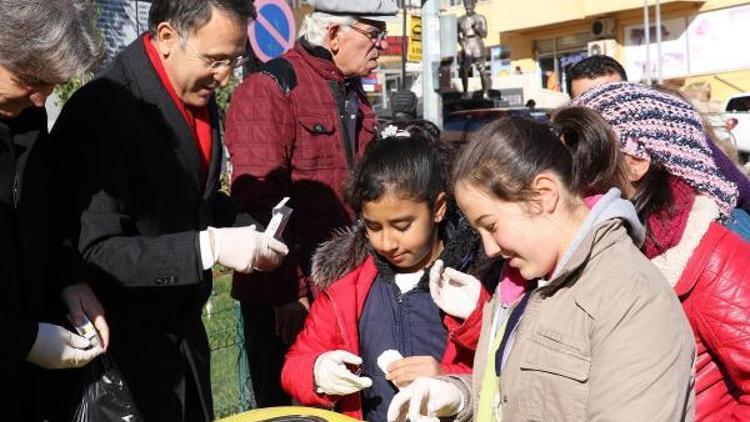 Atık ilaçlar toplanıyor