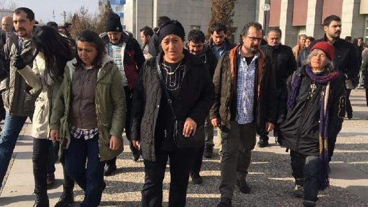 Ethem Sarısülük davasında sanık polise: 10 bin 100 lira para cezası(2)