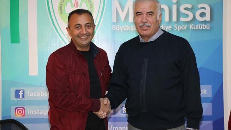 Manisa Büyükşehir Belediyespor Yalçınla devam