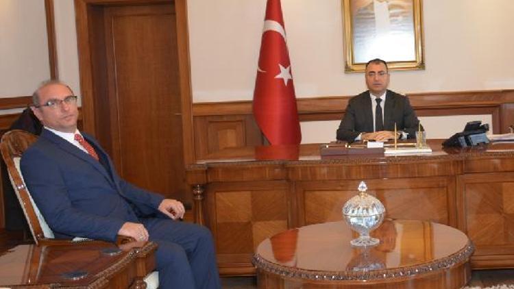 Vali Toprak, TİGEM Sultansuyu T.İ.M. yeni müdürünü kabul etti