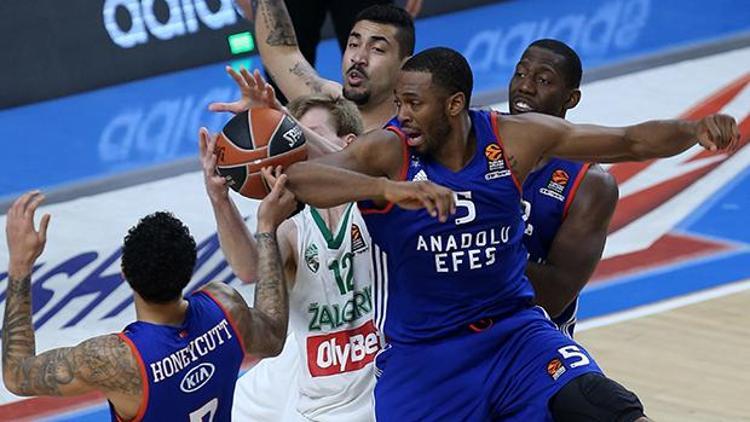 Anadolu Efes: 71 - Zalgiris: 84