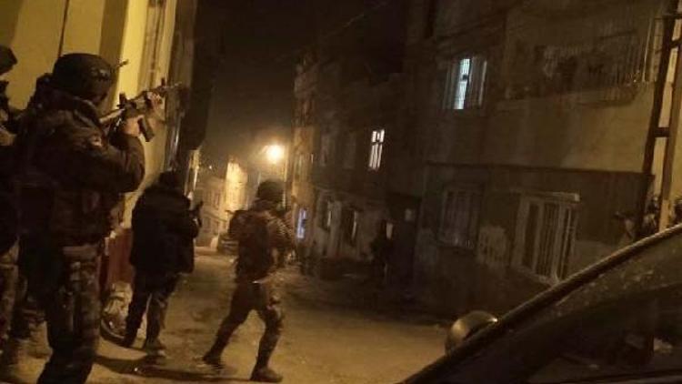 Valilik: DEAŞlı teröriste suikast hazırlığındaki 4 PKKlı yakalandı