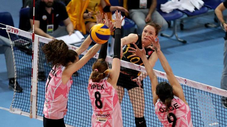 VakıfBank ilk devreyi lider kapattı