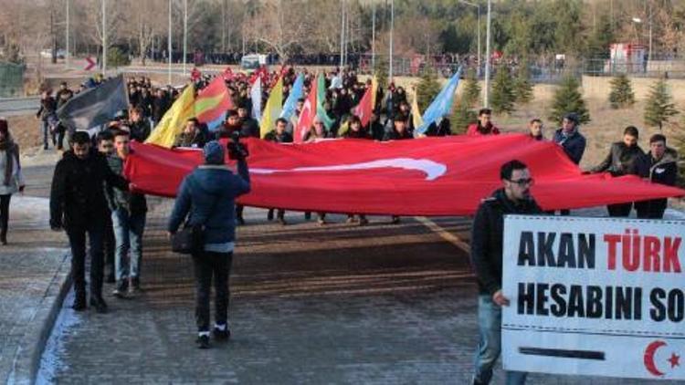 Kırıkkale Üniversitesinde teröre protesto yürüyüşü