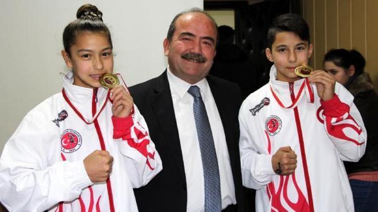 Antalya Muay Thai Open Cupta Mengenin gururu oldular