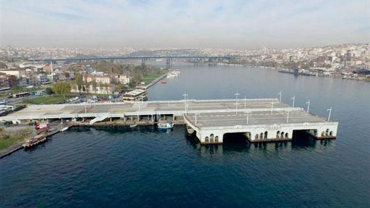 Tarihi Galata Köprüsü İstanbula veda etti