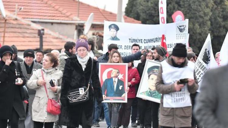 Devrim Şehidi Kubilay bu yıl Menemende iki törenle anıldı