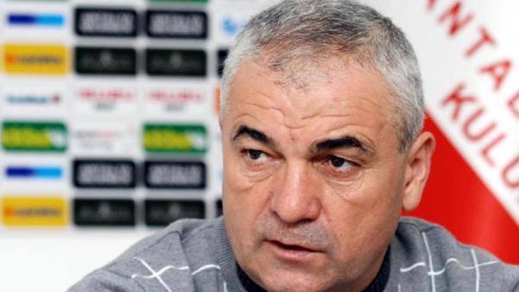 Antalyaspor Teknik Direktörü Çalımbay: Kasımpaşa benim için duygusal maç