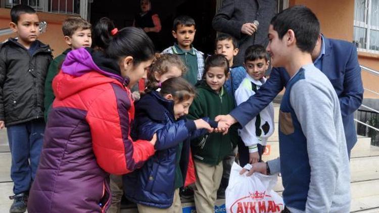 Öğrencilerden anlamlı dayanışma