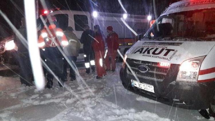 Tipide yolunu kaybeden çobanı kurtarma ekipleri buldu