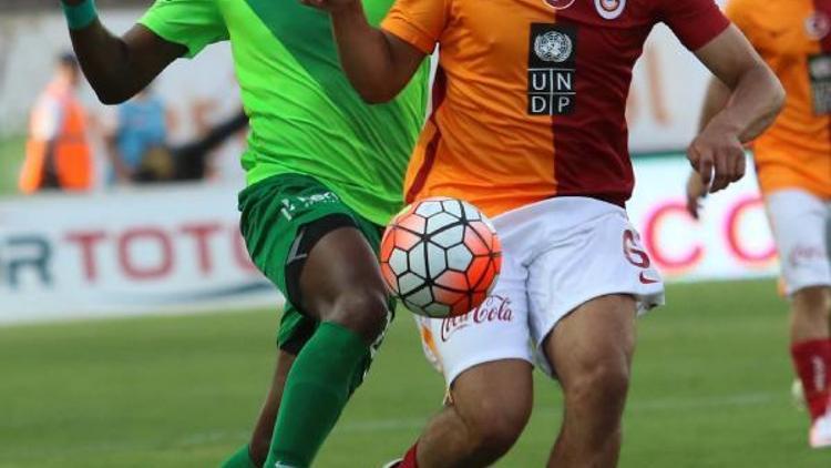 Akhisar Belediyesporda Rodallega masaya