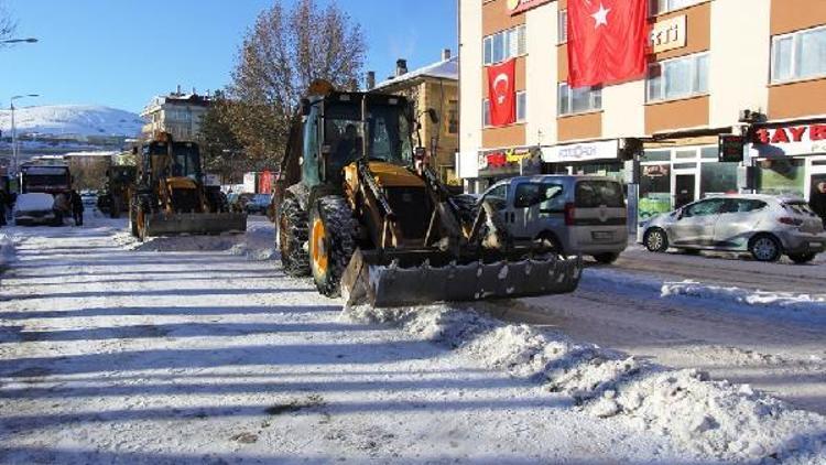 Bayburt Belediyesi’nden karla mücadele seferberliği