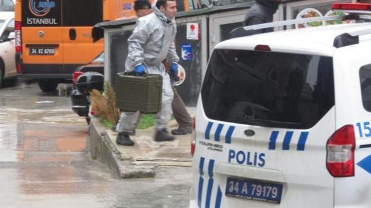 Kadıköyde kokulu zarf alarmı... AFAD inceleme yaptı..