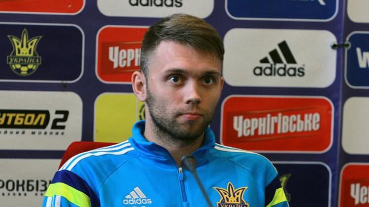 Fenerbahçe ilk transferini yaptı Karavaev resmen açıklandı