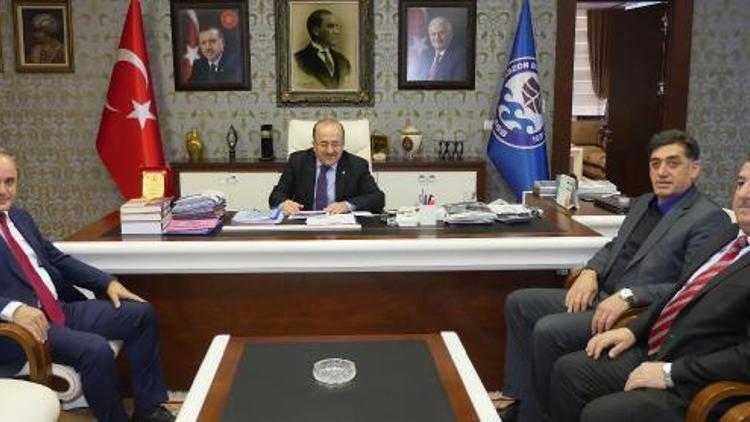 Başkan Gümrükçüoğlu, KKTC Karadeniz Kültür Derneği heyetini kabul etti