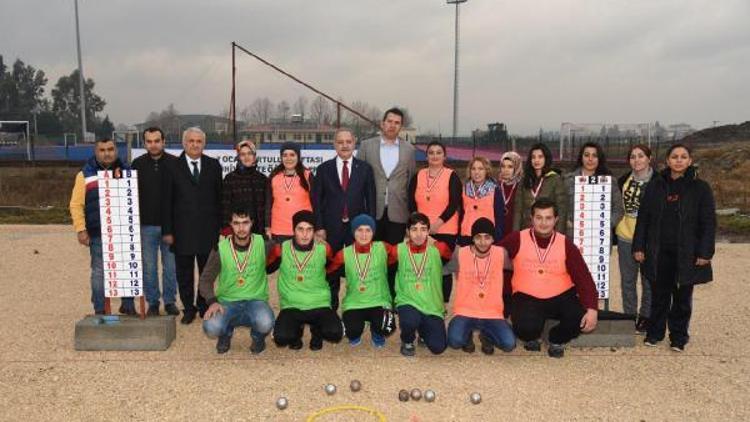 Bocce şampiyonları ödüllerini aldı