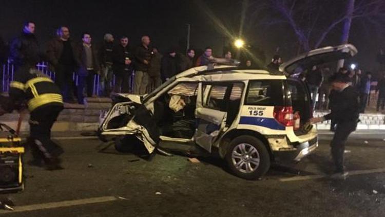 Şüpheliyi takip eden polis aracı kaza yaptı: 2 polis şehit