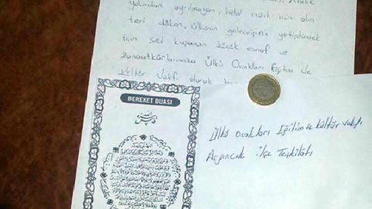 Ülkü Ocakları, esnafa 1 lira siftah ve  bereket duası dağıttı