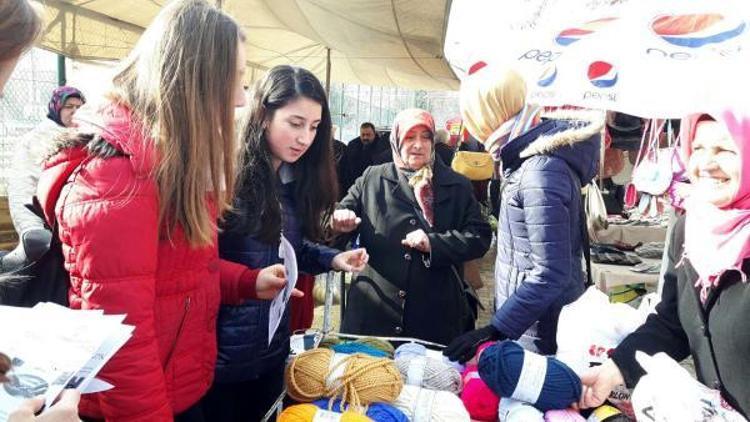 Bigada atkı ve bere örülmesi için 300 yumak iplik dağıtıldı