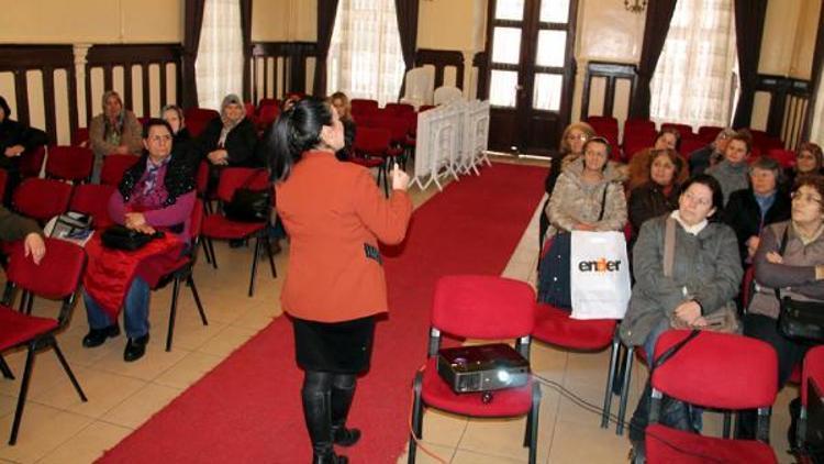 Edirnede Emek Pazarı kadınlarına öfke kontrolü semineri