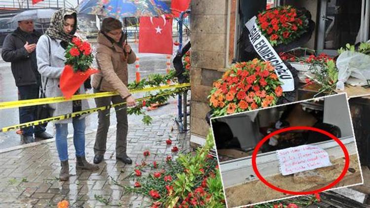 İzmirlilerden polis kulübesine anlamlı not