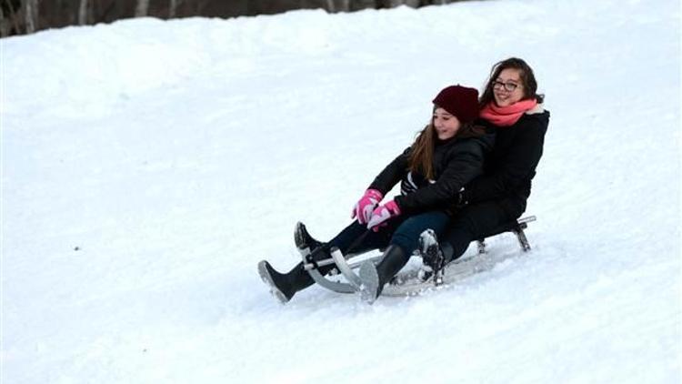 İstanbulda yarın - pazartesi günü okullar tatil edildi - Resmi açıklama geldi