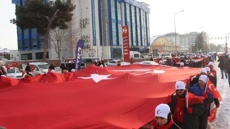 Edirnede eksi 10 derecede Sarıkamış şehitleri yürüyüşü