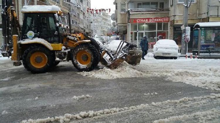 Çınarcık’ta karla  mücadele