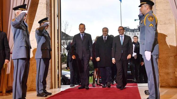 Kıbrıs müzakerelerinde kritik Cenevre zirvesi başladı