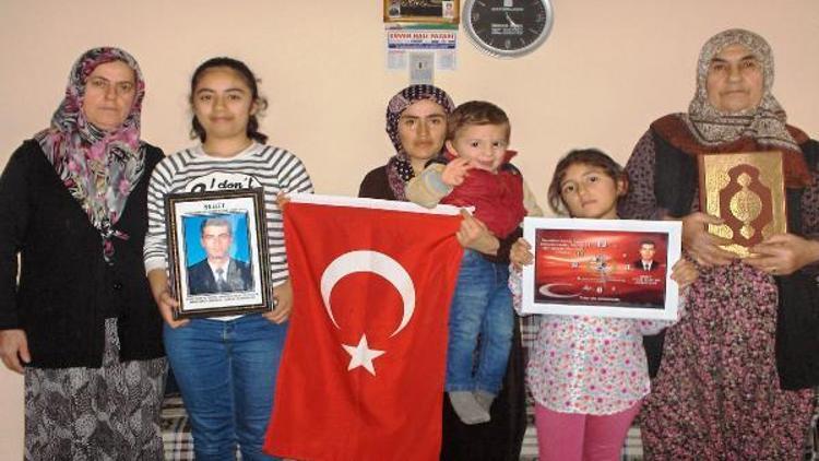 Şehit polis Ahmet Çamın ailesine ziyaret
