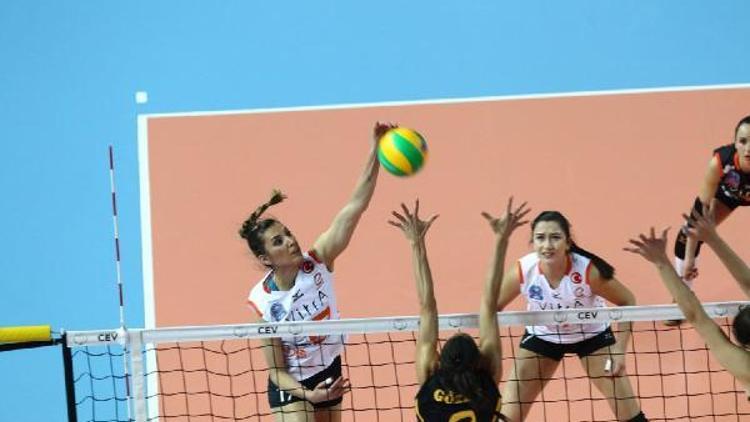 Eczacıbaşı VitrA - VakıfBank: 2-3