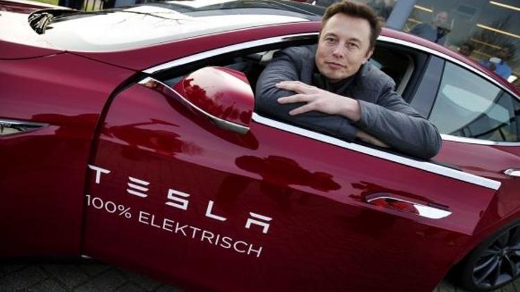 Appleın mühendisini Tesla kaptı