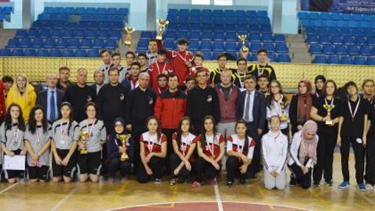 Kırıkkalede Badminton heyecanı