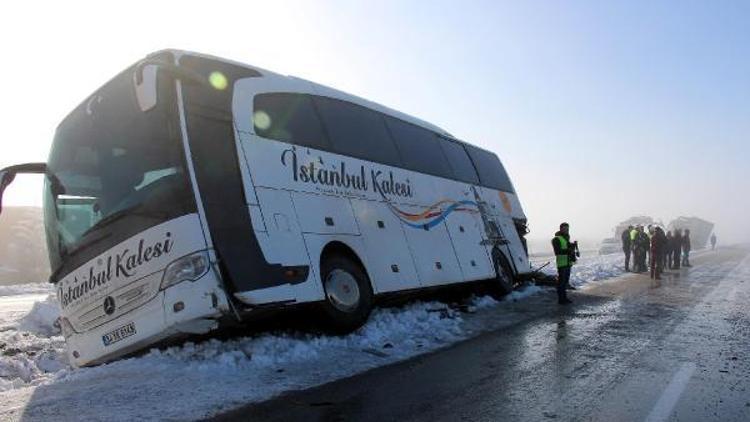 Bucakta zincirleme kaza: 1 ölü, 6 yaralı